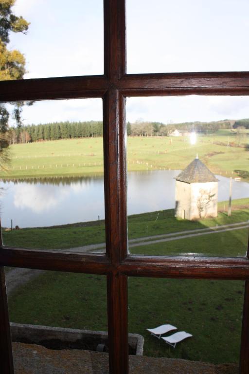 Chateau De La Chassagne Bed & Breakfast Saint-Hilaire-le-Chateau ภายนอก รูปภาพ