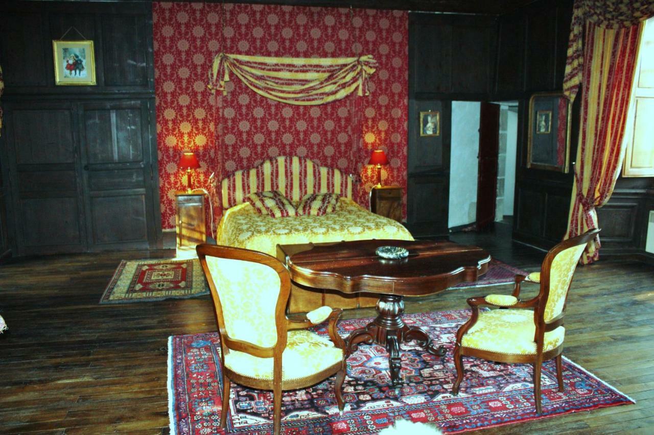 Chateau De La Chassagne Bed & Breakfast Saint-Hilaire-le-Chateau ภายนอก รูปภาพ